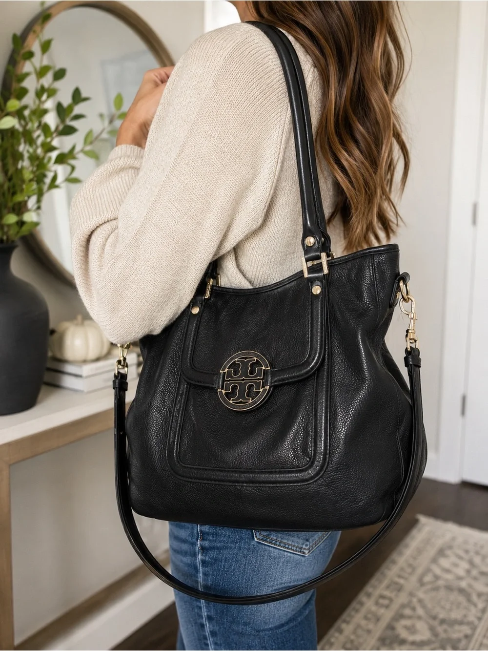 Tory Burch Amanda Classic Handle Black Leather Hobo Crossbody Dust Bag